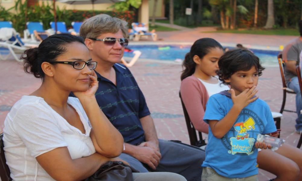 Clausuran la tercera edición de “Letras en la Mar” en Puerto Vallarta Figuras de la poesía y el arte Nacionales e Internacionales