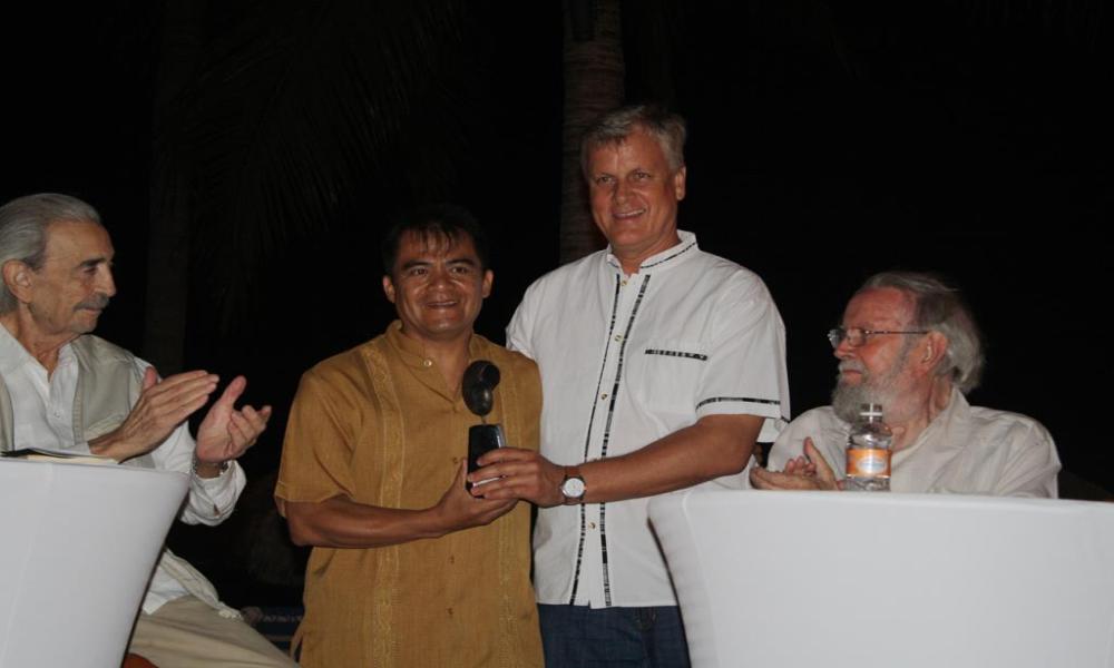 Clausuran la tercera edición de “Letras en la Mar” en Puerto Vallarta Figuras de la poesía y el arte Nacionales e Internacionales