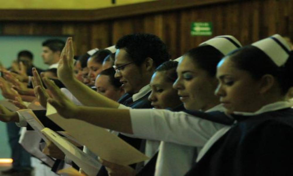 Egresa Sexta Generación de Enfermería del CUCosta