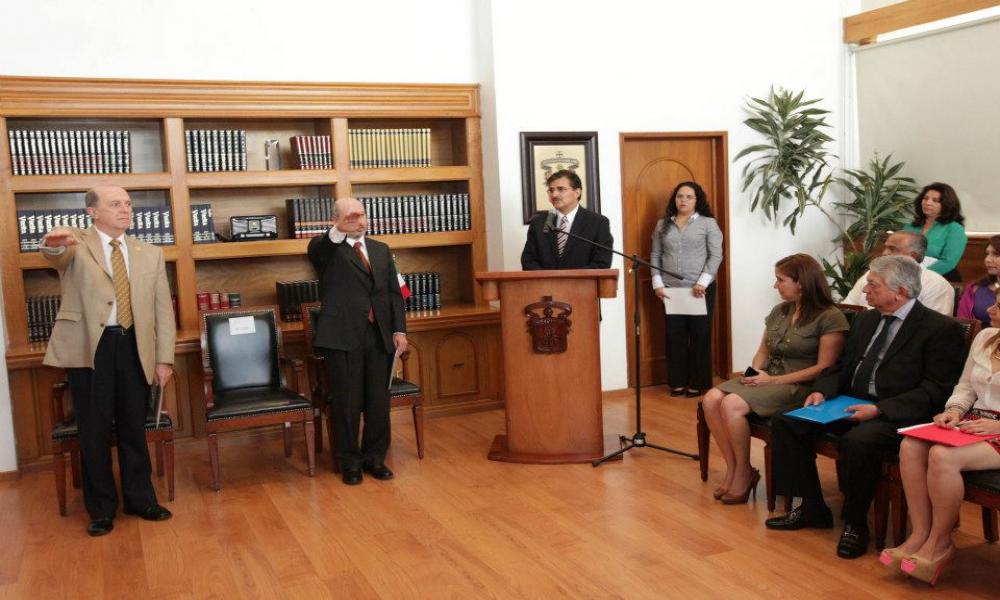 Toma protesta el equipo de trabajo del Rector general de la UdeG