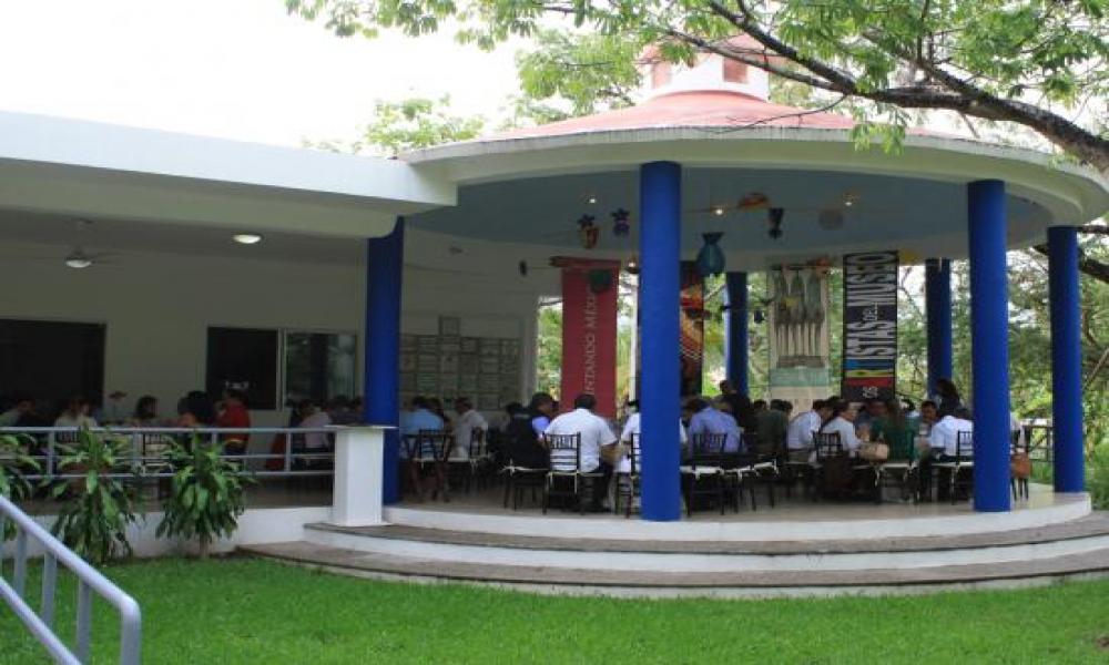 Se estrechan lazos de amistad, laborales y vínculos de colaboración en el CUCosta