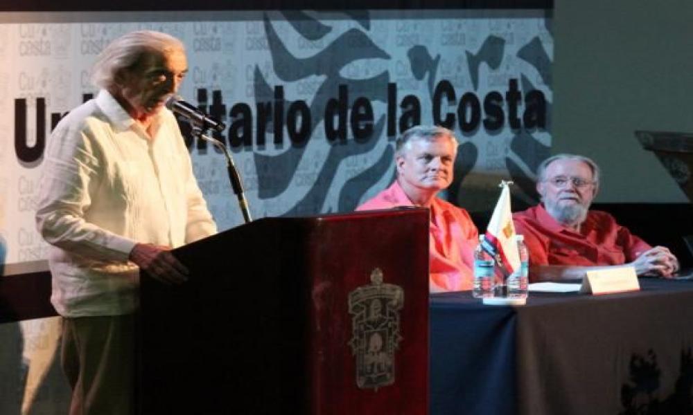 Homenajean al poeta argentino Juan Gelman en Letras en la Mar