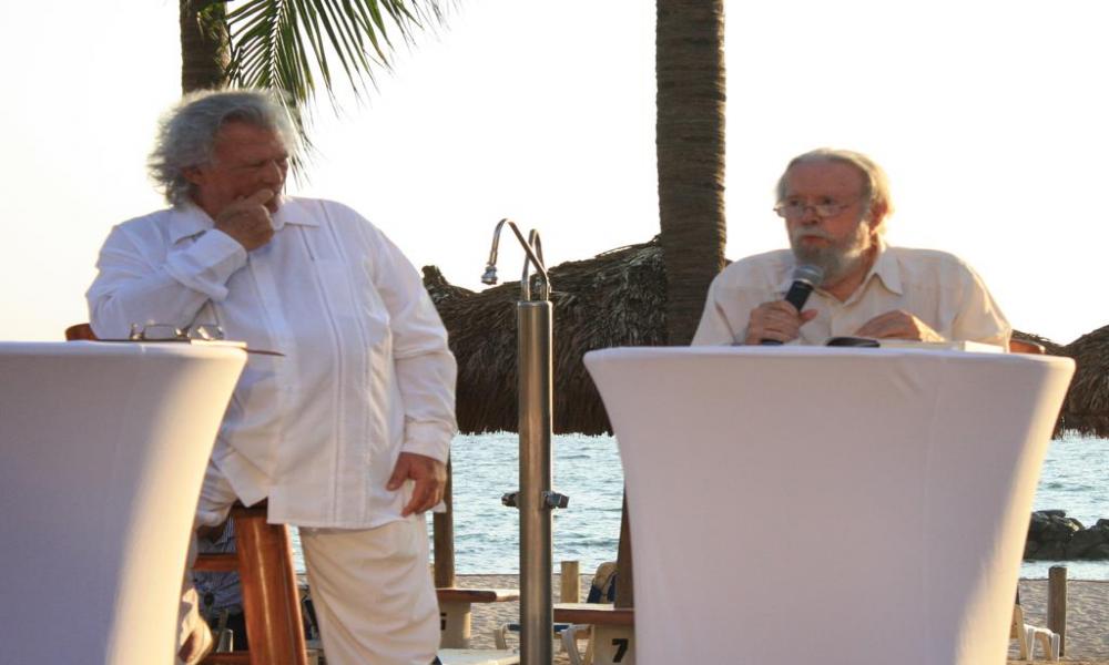 Clausuran la tercera edición de “Letras en la Mar” en Puerto Vallarta Figuras de la poesía y el arte Nacionales e Internacionales