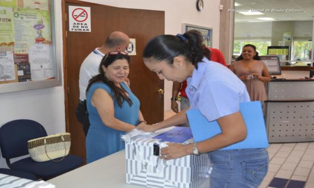 Estímulan con Reconocimientos a Trabajadores del CUCosta