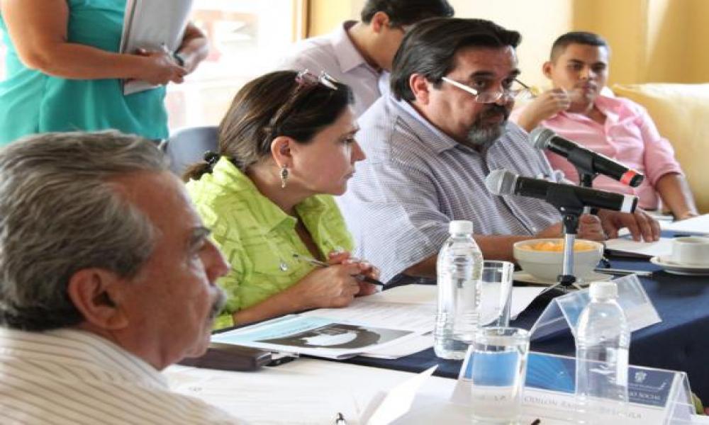 Toma Protesta nuevo Presidente del H. Consejo Social del CUCosta para el período 2012-2014