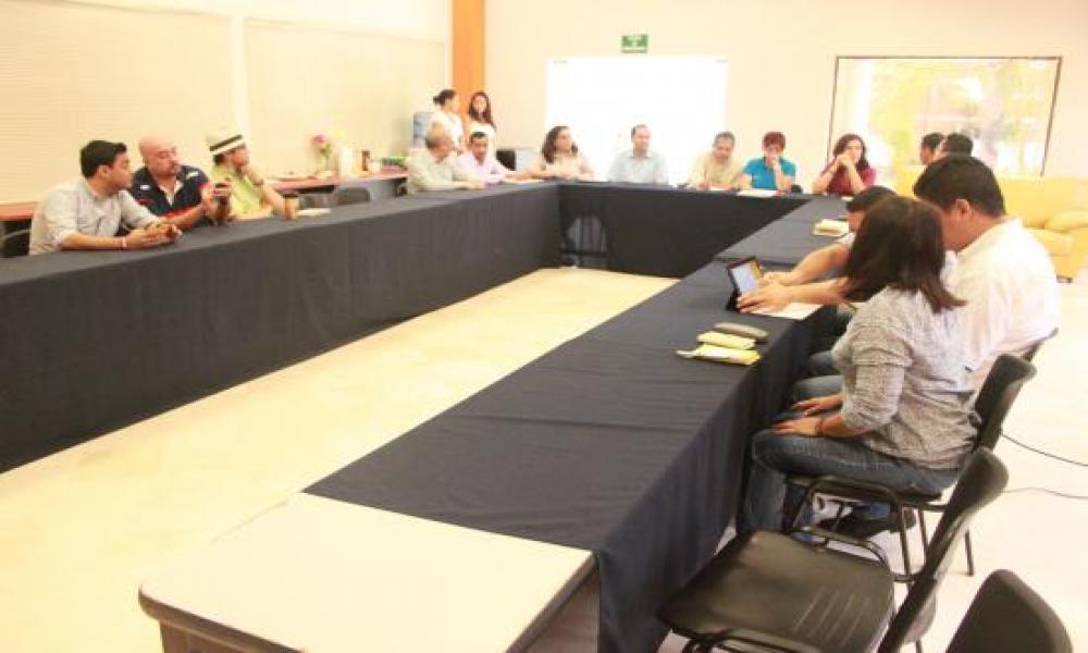 ANPADEH visita el CUCosta por motivo a la Reacreditación de la Carrera en Arquitectura