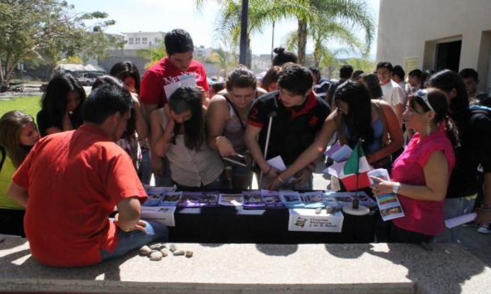 Visita del COBAEJ 2014