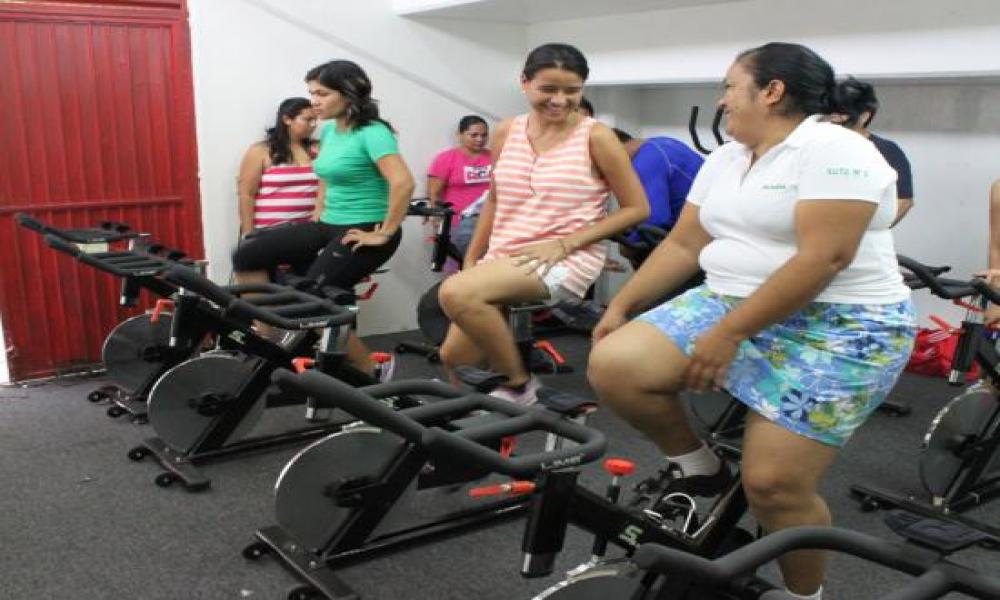 Se trabaja por la Salud de Trabajadores del CUCosta en “Pausas Activas”