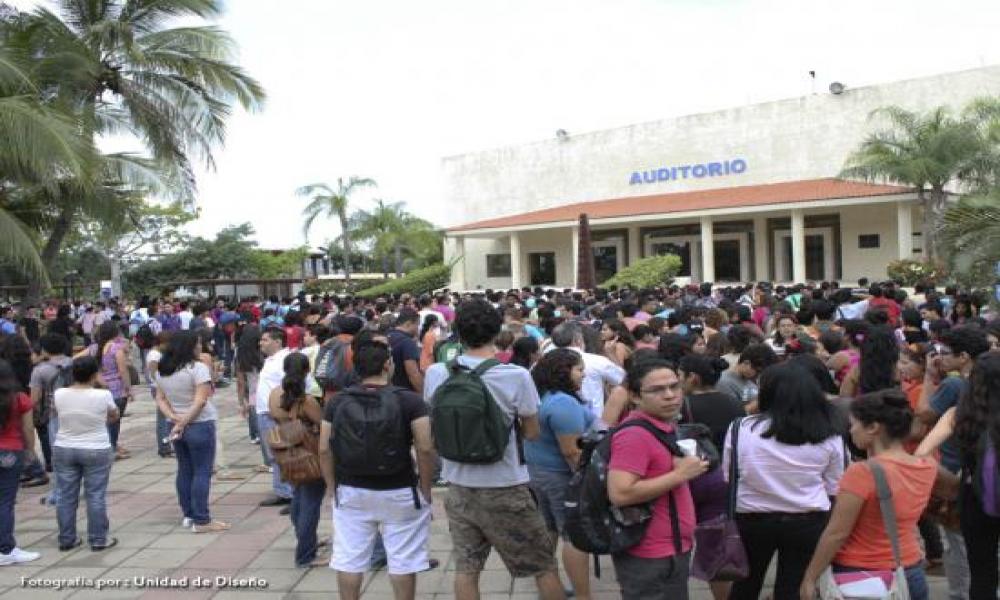 El CUCosta Evacua 1467 integrantes de la comunidad Universitaria en el día Nacional de la Protección Civil