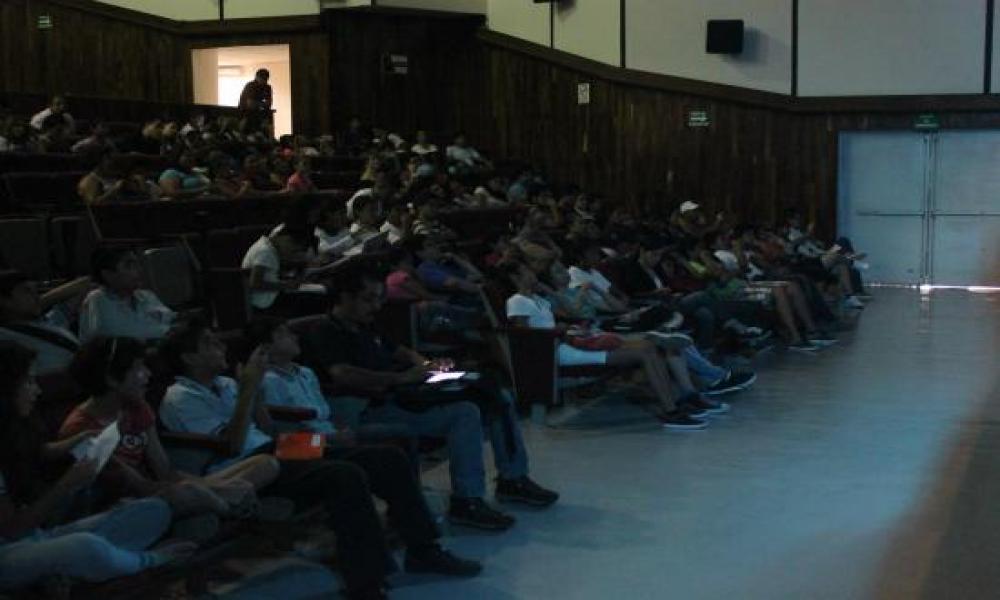 “El Teorema Del Patito Feo” en Sábados en la Ciencia