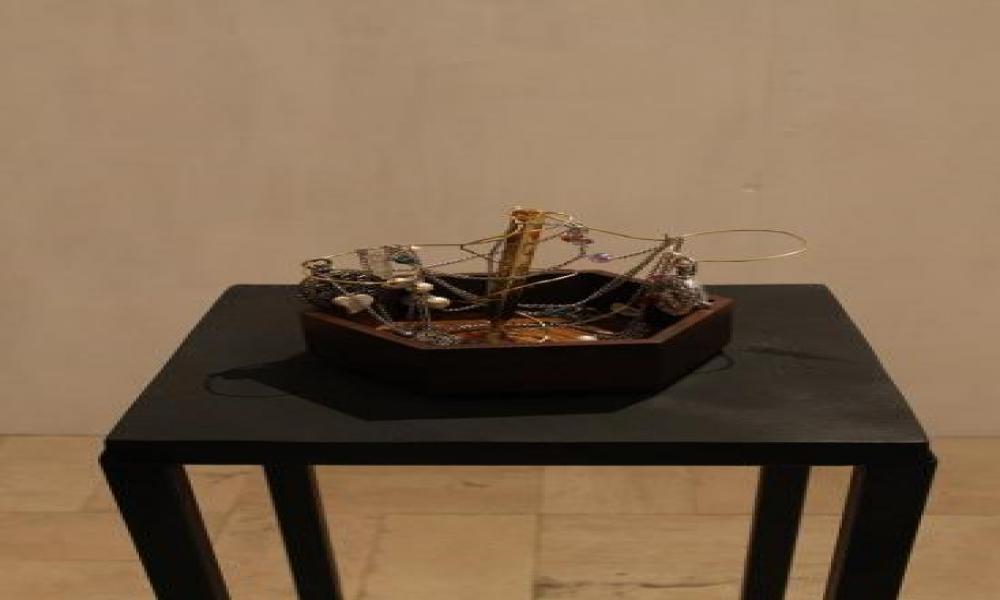 Exposición de arte en Biblioteca Los Mangos por alumnos del CUCosta