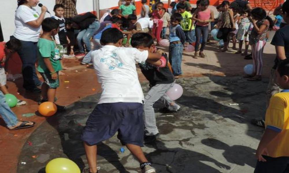 El Programa de Vinculación del CUCosta organiza con éxito su cuarta campaña navideña