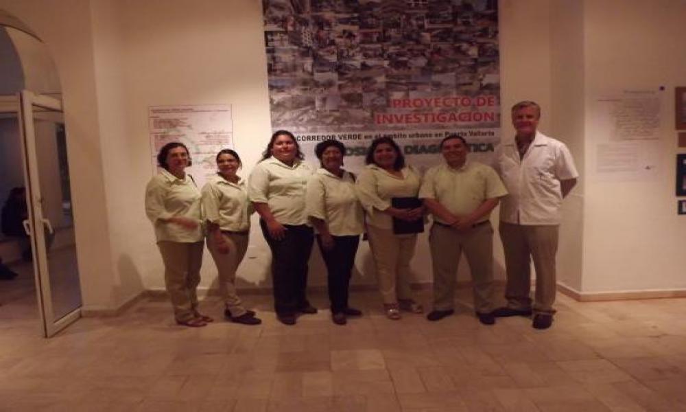 ENTRE EL AGUA AZUL Y EL MAR Proyecto de investigación “CORREDOR VERDE EN EL ESPACIO URBANO”