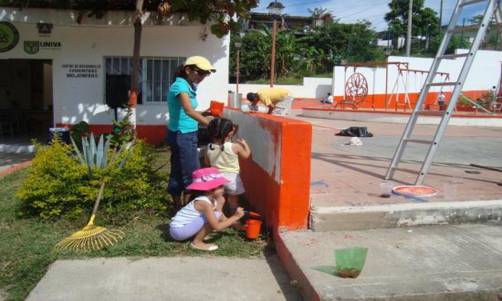 Primer campaña de limpieza de la Casa de Vinculación Mojoneras