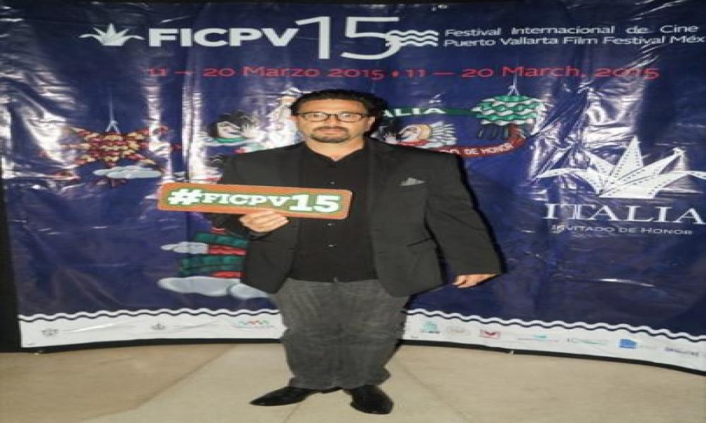 La Sección de Diversidad Premio Maguey del 15° Festival Internacional de Cine en Puerto Vallarta (FICPV) presentó la proyección de la película La amante de mi mujer con la presencia de la protagonista, Victoria Abril el domingo 15 de marzo en Mantamar Beach Club.   El evento tuvo el honor de contar con la asistencia del Lic. Raúl Padilla López, presidente del patronato del Festival Internacional de Cine en Guadalajara (FICG); Biol. Iván Trujillo Bolio, director del FICG; Dr. Marco Antonio Cortés Guardado, R