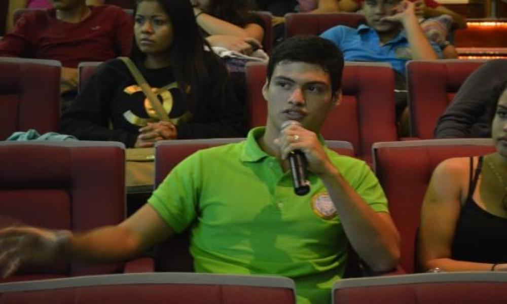 Proyección de “The Hit Producer” en el 15° FICPV