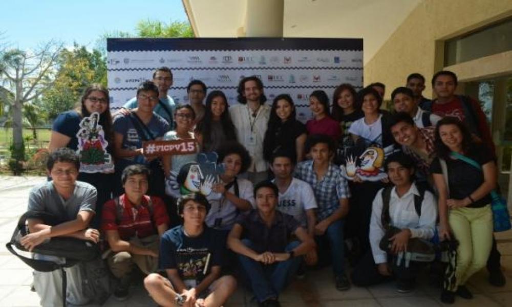 Proyección de “The Hit Producer” en el 15° FICPV