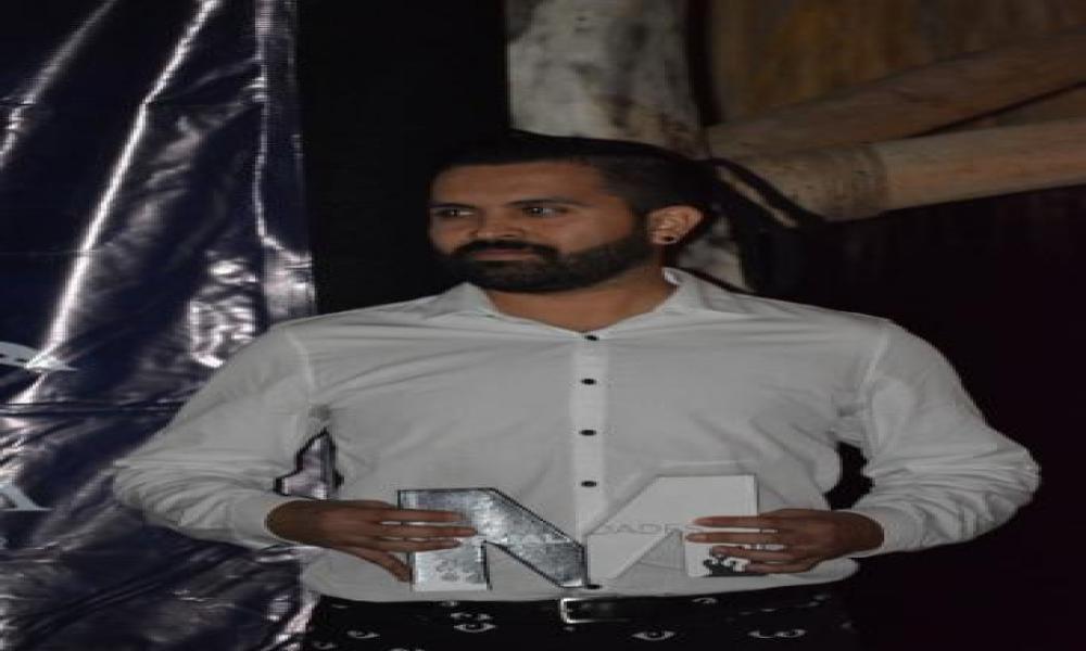 La Sección de Diversidad Premio Maguey del 15° Festival Internacional de Cine en Puerto Vallarta (FICPV) presentó la proyección de la película La amante de mi mujer con la presencia de la protagonista, Victoria Abril el domingo 15 de marzo en Mantamar Beach Club.   El evento tuvo el honor de contar con la asistencia del Lic. Raúl Padilla López, presidente del patronato del Festival Internacional de Cine en Guadalajara (FICG); Biol. Iván Trujillo Bolio, director del FICG; Dr. Marco Antonio Cortés Guardado, R