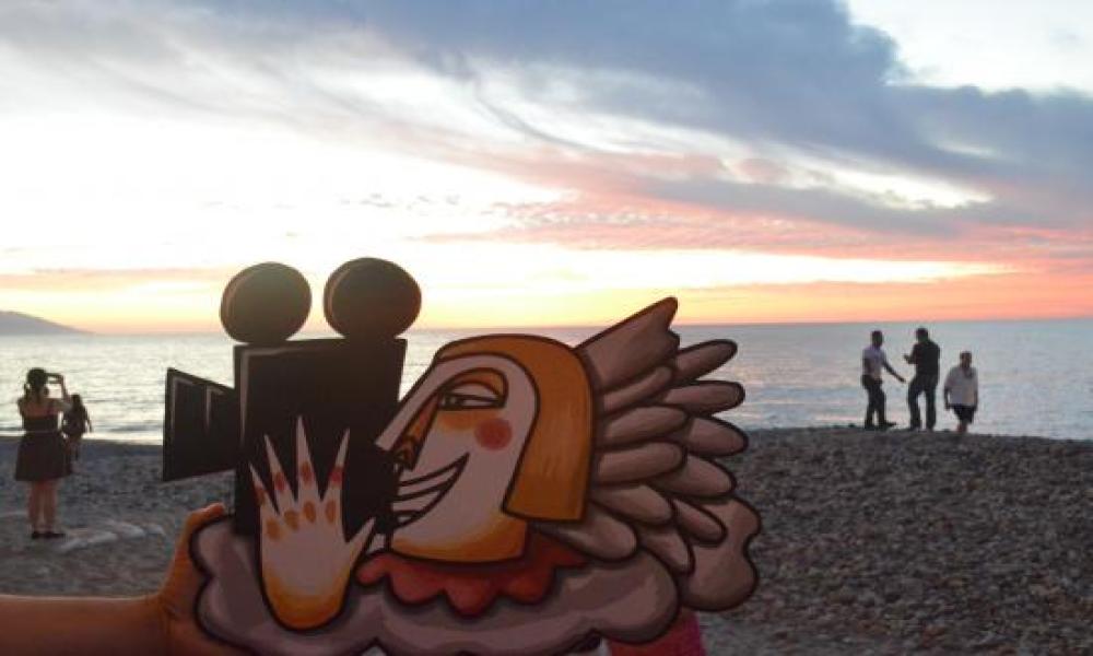 Proyección “Al otro lado del Paraíso” del 15° FICPV en Plaza Lázaro Cárdenas