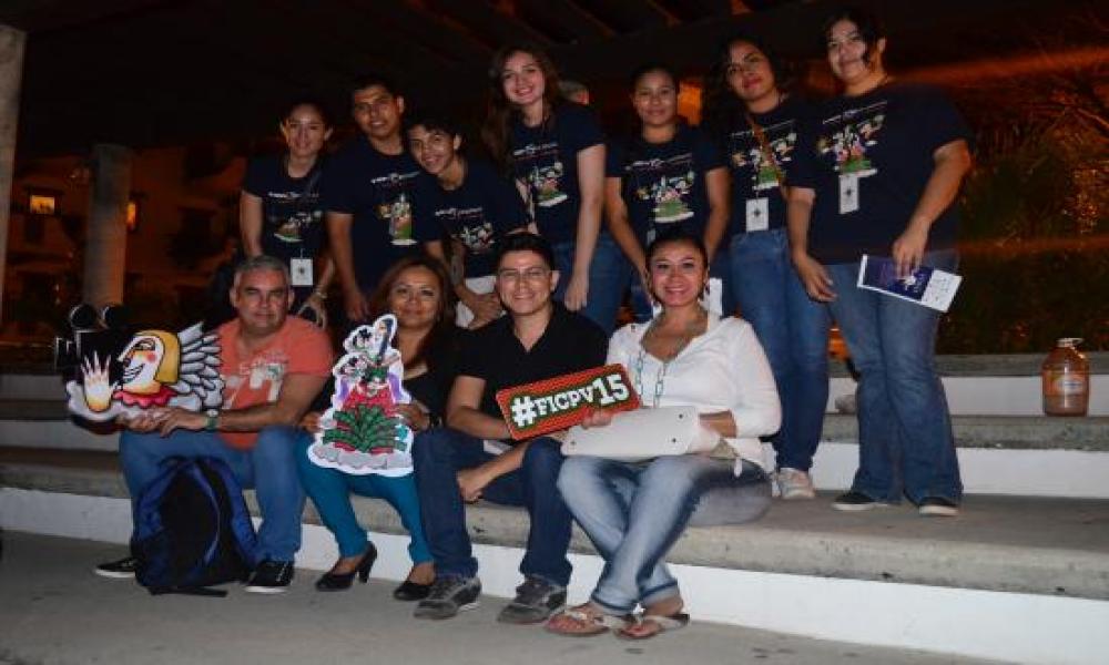Proyección “Al otro lado del Paraíso” del 15° FICPV en Plaza Lázaro Cárdenas