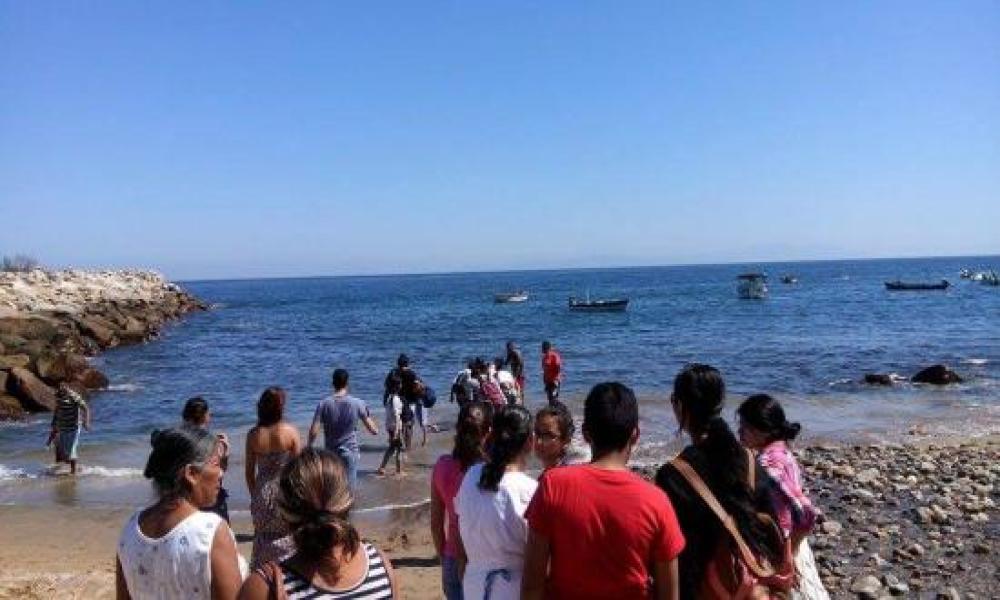 Estudiantes de Enfermería del CUCosta realizan atención médica a habitantes de la comunidad de Chimo