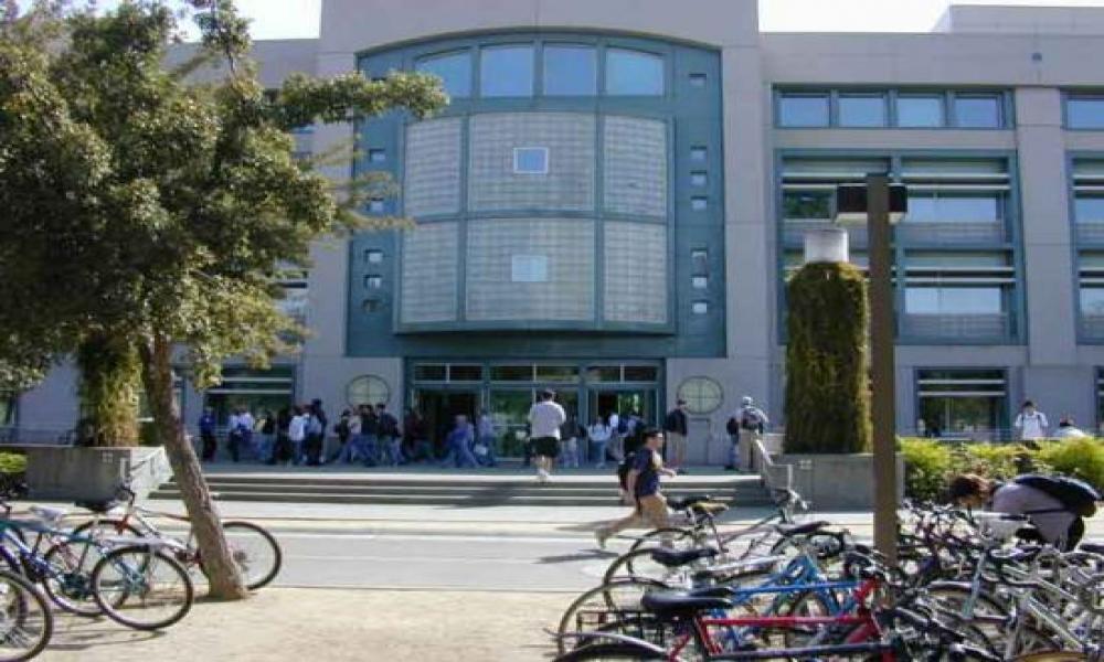 Alumnos del CUCosta viajarán a universidades de EUA con el programa “Proyecta 100,000” para la práctica del idioma inglés