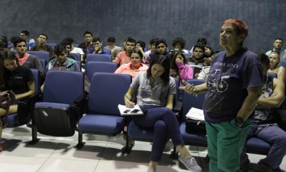 Charla sobre el impacto del Arte Urbano en la sociedad