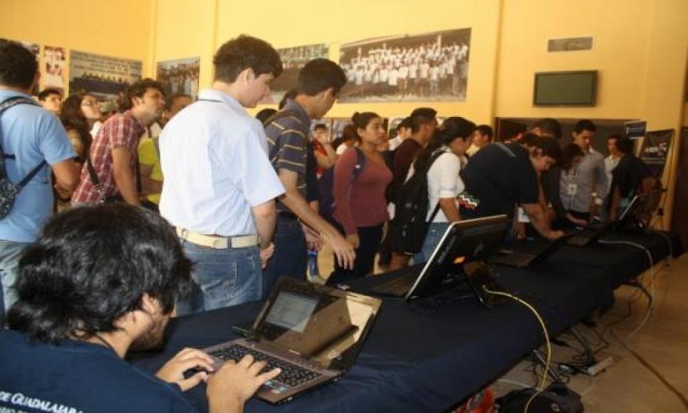 Proyección de “The Hit Producer” en el 15° FICPV