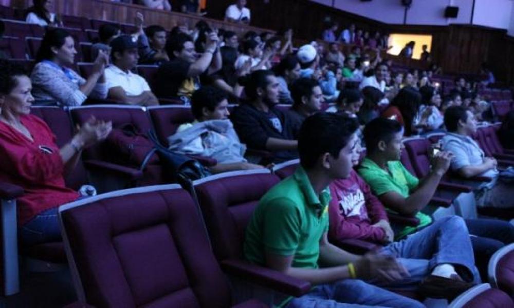 Concierto de reggae por cierre de ciclo en CUCosta