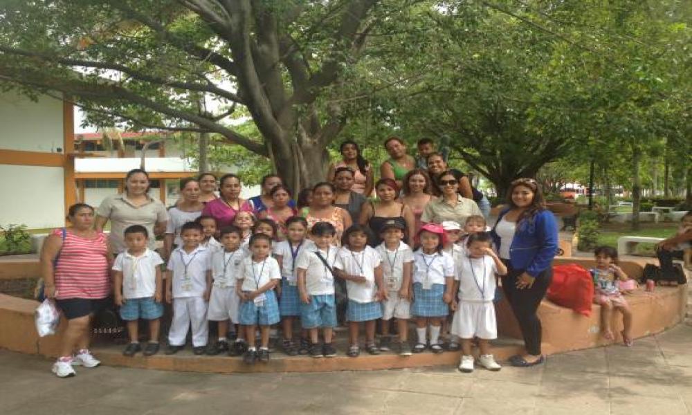 Jardín de niños visita CUCosta como plan de aprendizaje