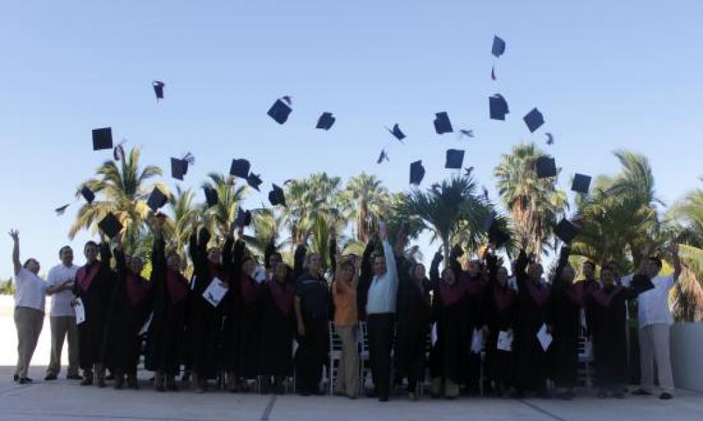 Entrega de reconocimientos al personal de los hoteles DREAMS (Puerto Vallarta y Villamagna)