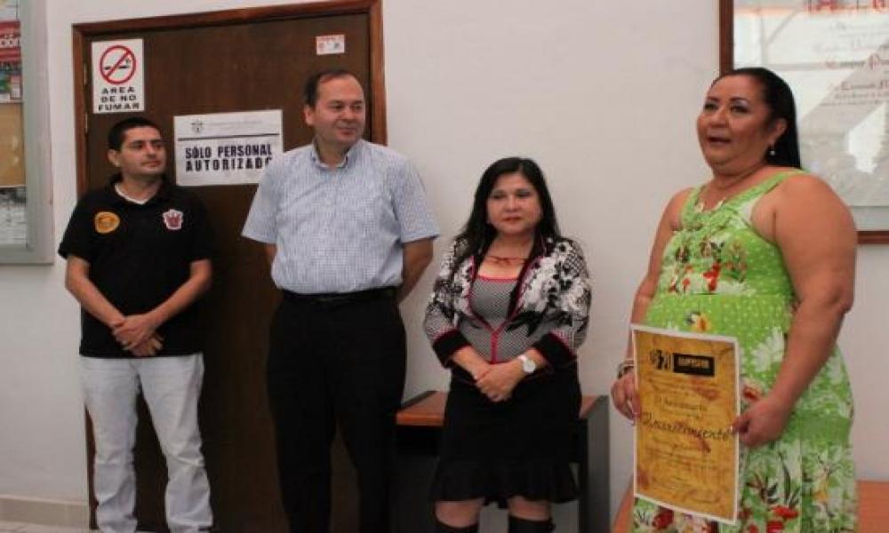 Entrega de reconocimientos a Trabajadores Administrativos Fundadores del CUCosta