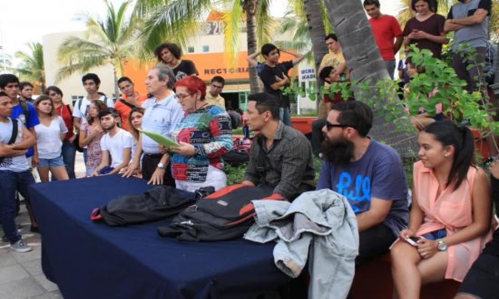 Exhibición de “Arte Objeto” en CUCosta