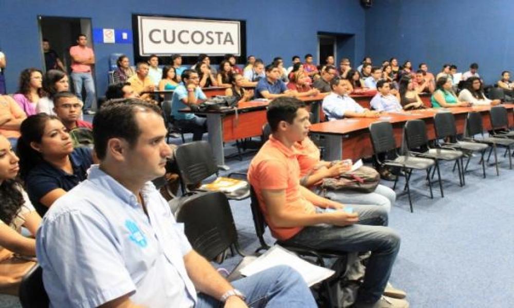 COPARMEX presenta campaña “Yo no doy mordida” a estudiantes del CUCosta