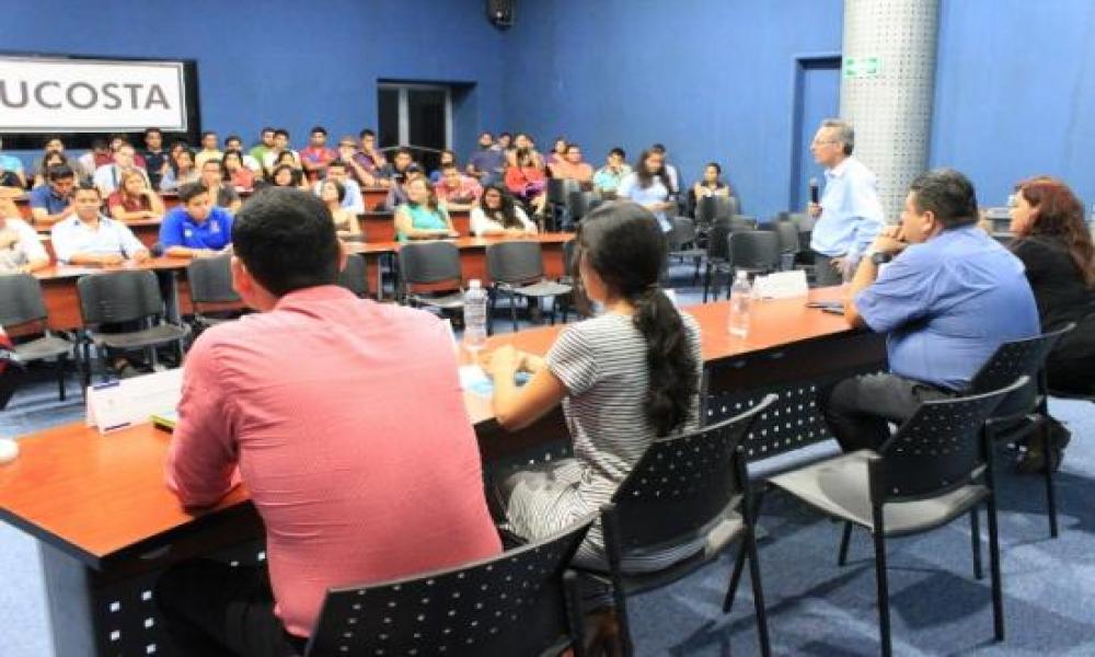 COPARMEX presenta campaña “Yo no doy mordida” a estudiantes del CUCosta