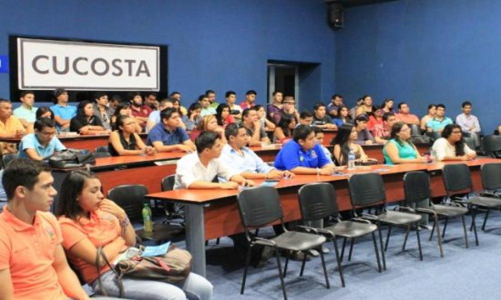 COPARMEX presenta campaña “Yo no doy mordida” a estudiantes del CUCosta