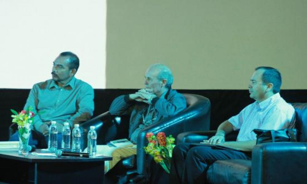 Letras en la Mar: Homenaje a Emilio Coco