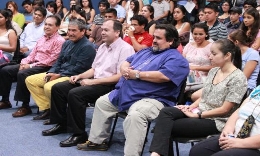 20 Aniversario CUCosta Ponencia “La Universidad de Guadalajara, su tiempo y sus principios”