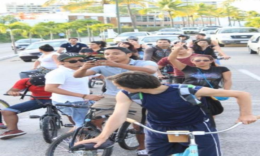 BiCinema CUC realiza recorrido y proyección en Biblioteca “Los Mangos”