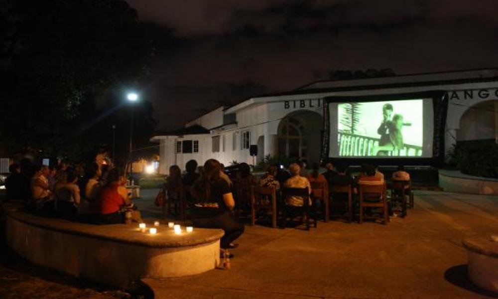 Proyección “Assunta Spina” en Biblioteca Los Mangos por parte del 15° FICPV