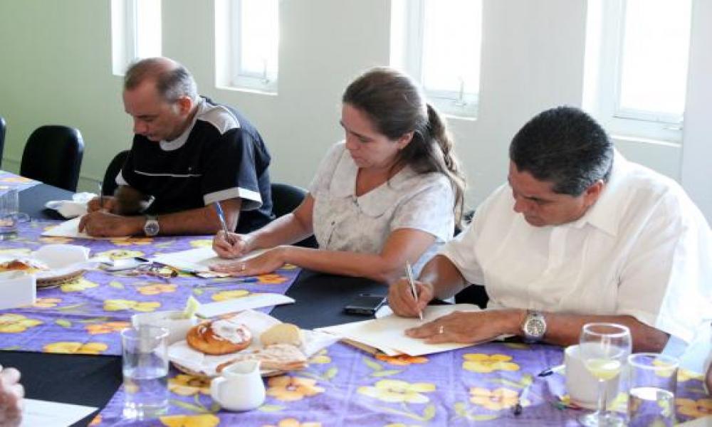 Se reúnen miembros del Comité Académico del SUAM en el CUCosta