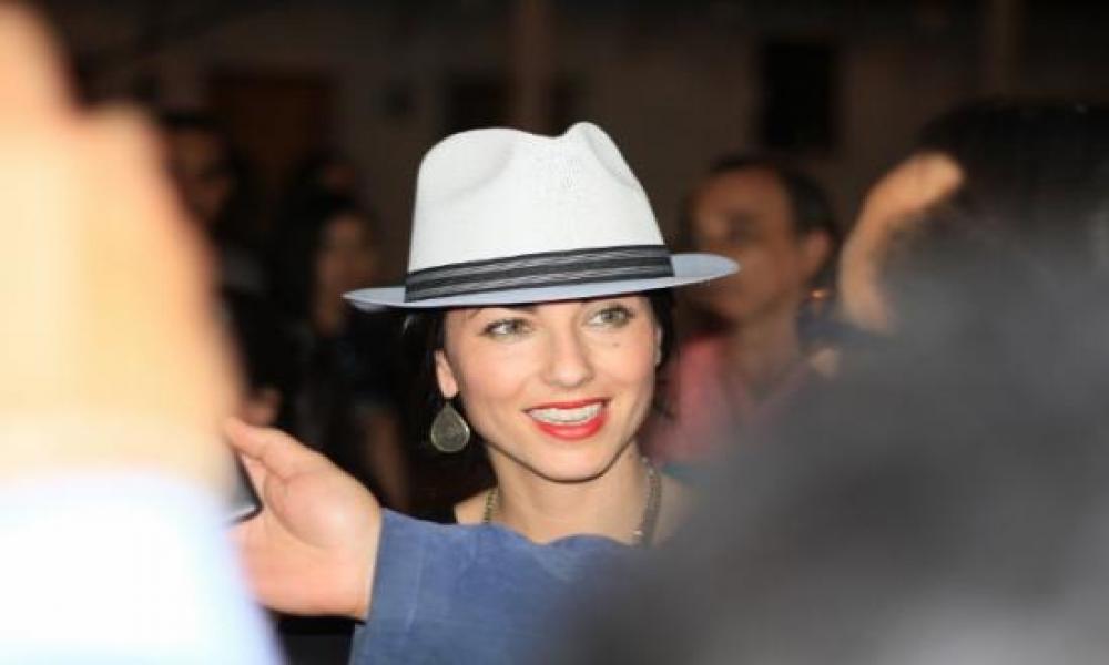 El 15° FICPV presenta la proyección de “Alicia en el país de María” en el Parque Hidalgo