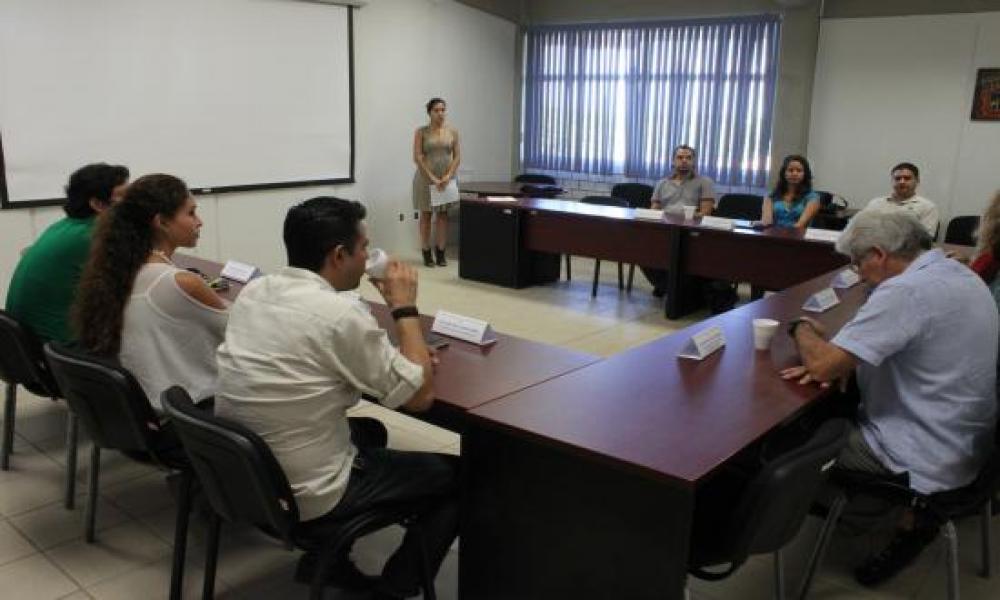 Se realiza la toma de protesta del Comité Consultivo de la Licenciatura en Biología en CUCosta