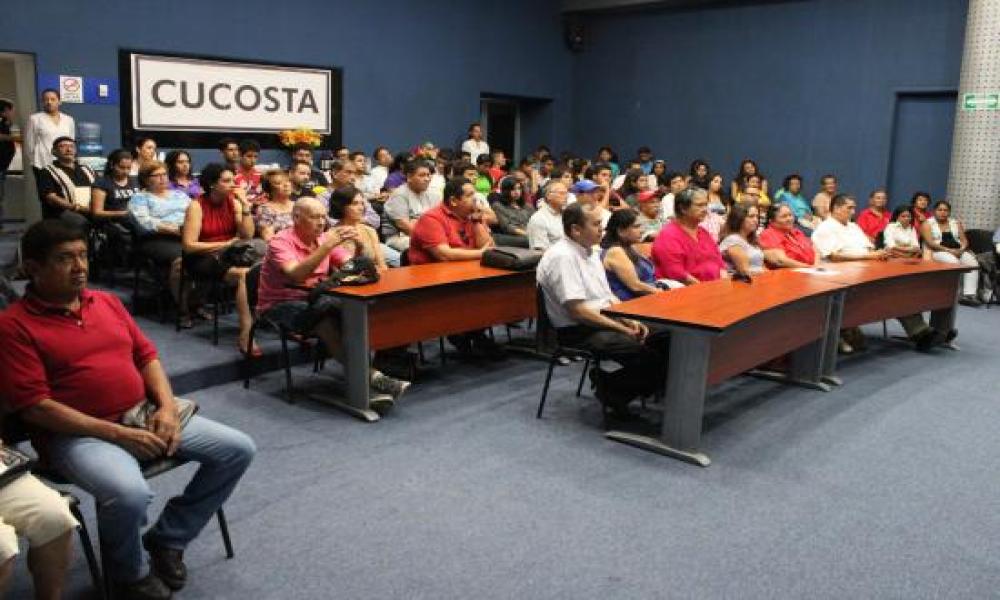 Se inaugura el Sistema Universitario del Adulto Mayor en el CUCosta