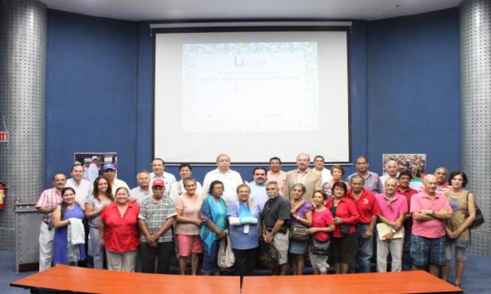 Se inaugura el Sistema Universitario del Adulto Mayor en el CUCosta