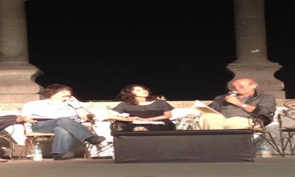 Los poetas deben alzar la voz como lo hace Sicilia Emilio Coco