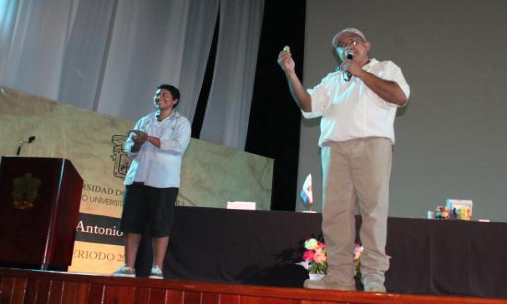 Sábados en la Ciencia presenta la conferencia “Y… ¿a dónde van los delfines al doctor”