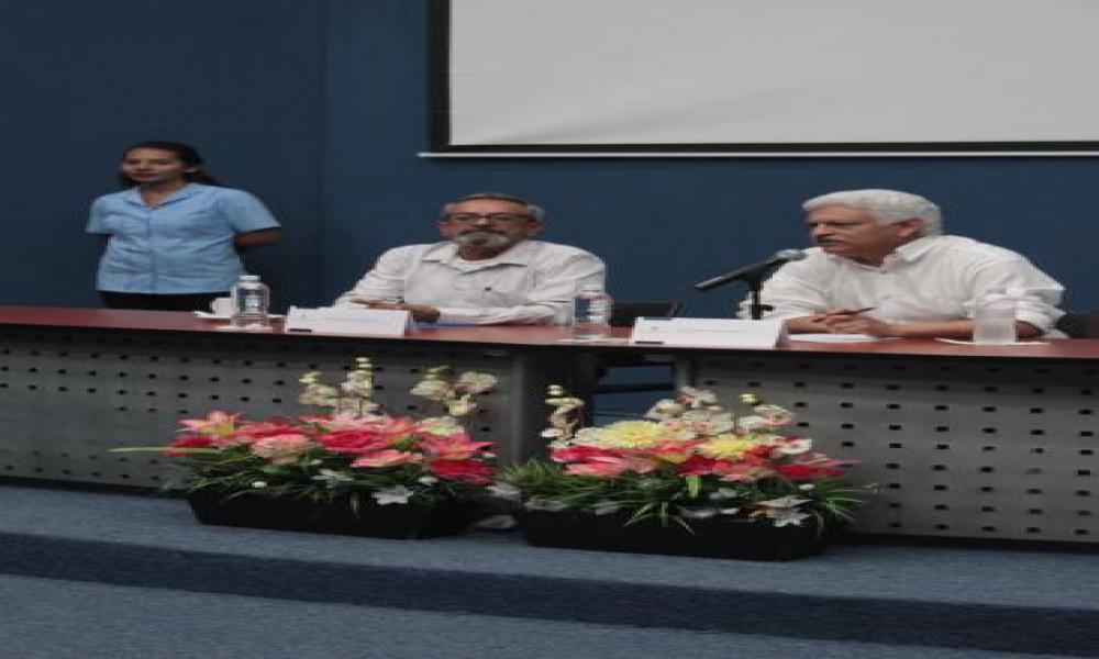 Conferencia “Jóvenes, Ética y Política” en CUCosta