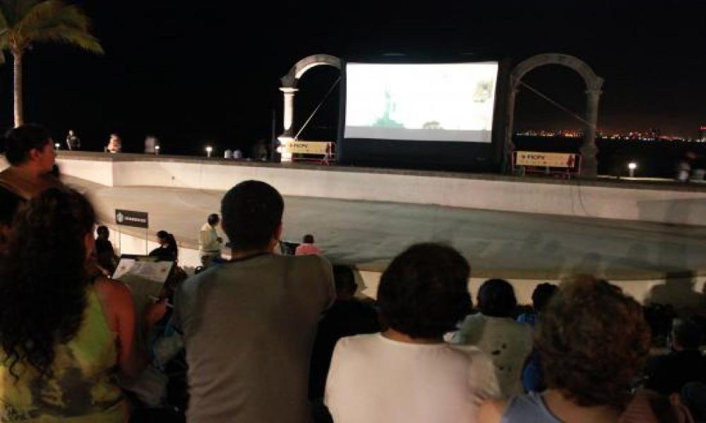 Proyección de documental Eliza Lynch Queen of Paraguay