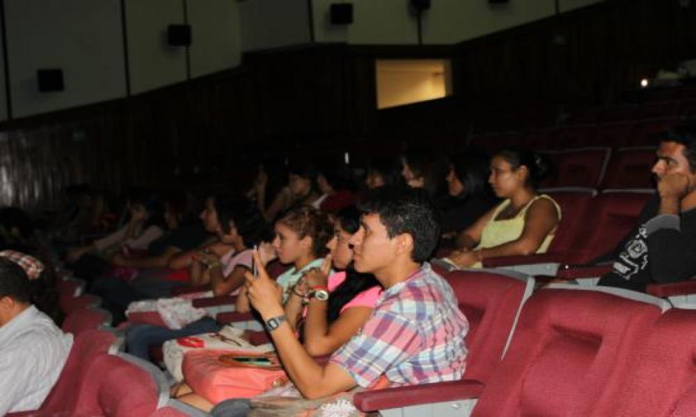 Presentación del libro “El Poder de las Desposeidas” en CUCosta